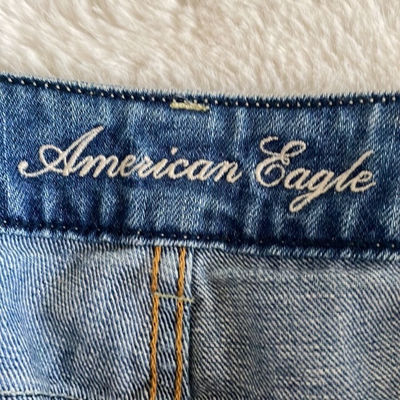 American Eagle Y2K style low rise jean shorts - Picture 3 of 4